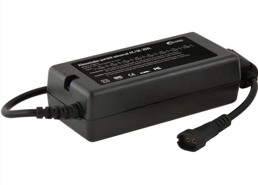 ALIMENTADOR REGULABLE MANUAL 12-24VDC/39W